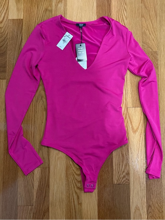 Express Tops - Hot Pink Longsleeve Bodysuit